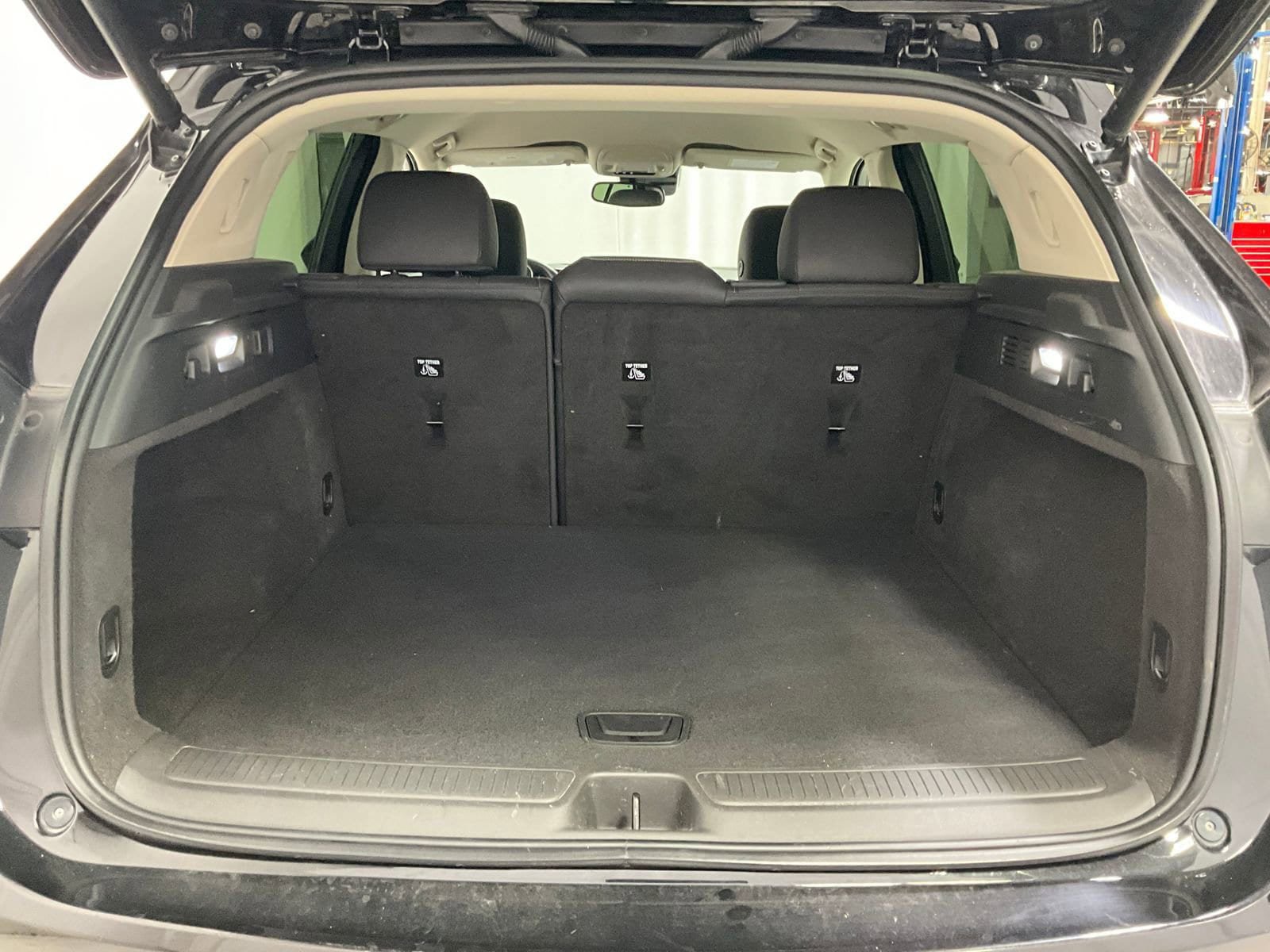Used 2023 Buick Envision Essence AWD/4WD image 25
