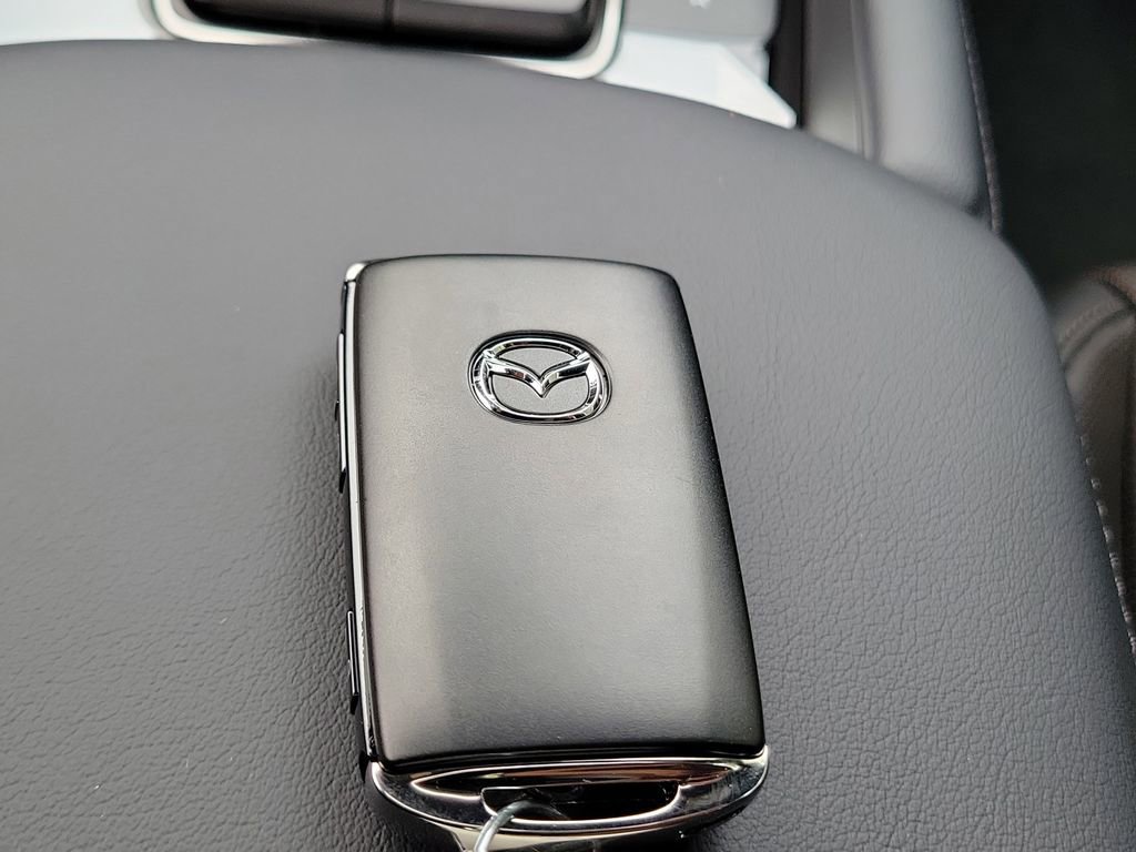 New 2026 MAZDA MAZDA3 Hatchback w/Premium Plus Pkg image 34