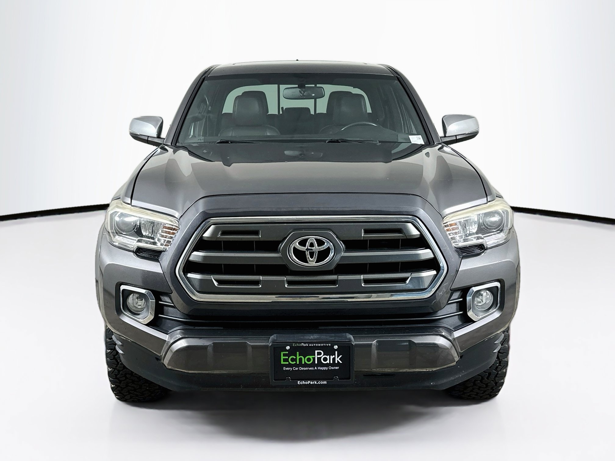 Used 2017 Toyota Tacoma Limited w/ Tow Package AWD/4WD image 2