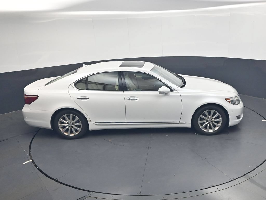 Used 2011 Lexus LS 460 AWD w/ Comfort Pkg image 23
