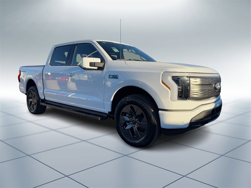 New 2025 Ford F150 Lightning Lariat image 2
