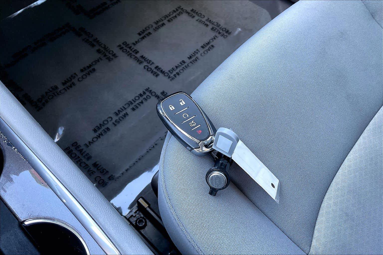 Used 2021 Chevrolet Malibu LT FWD image 11