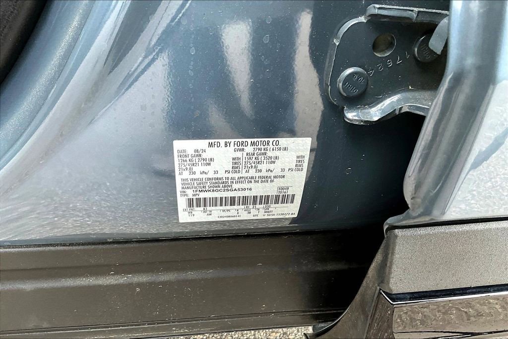 Used 2025 Ford Explorer ST AWD/4WD image 21