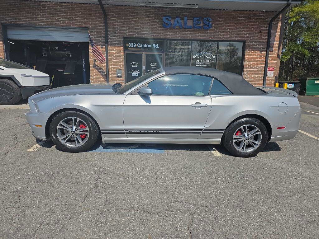 Used 2014 Ford Mustang Premium w/ Comfort Package image 2