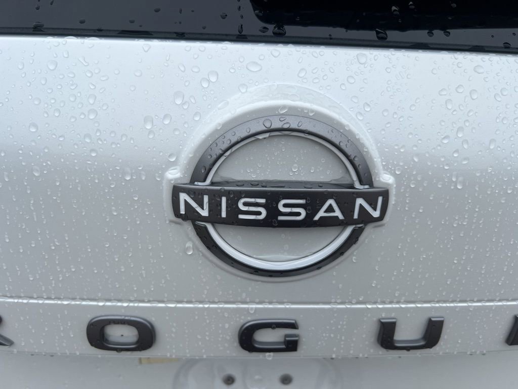 Certified 2026 Nissan Rogue SV w/ SV Premium Package image 34