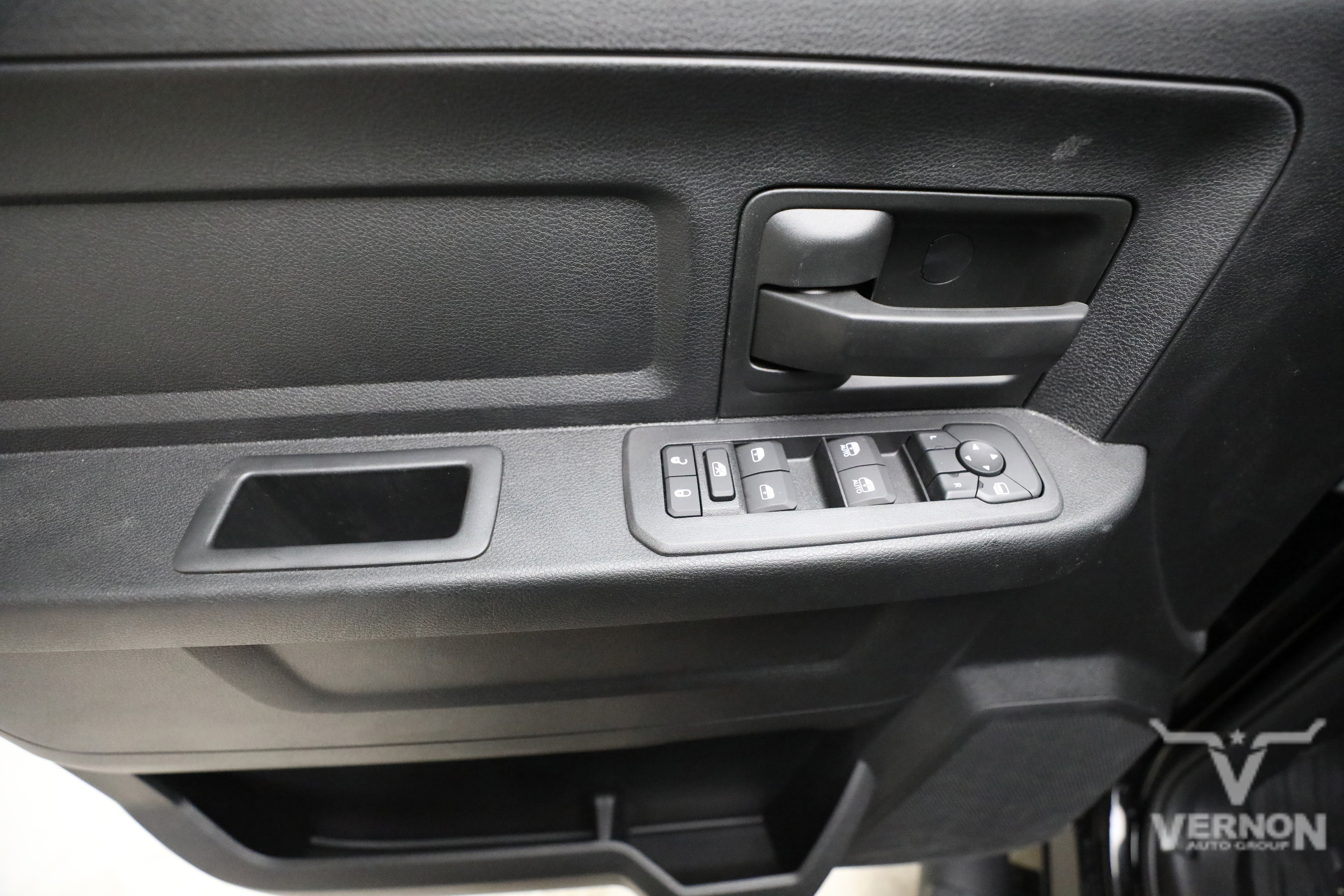 New 2026 RAM 3500 Tradesman AWD/4WD image 17