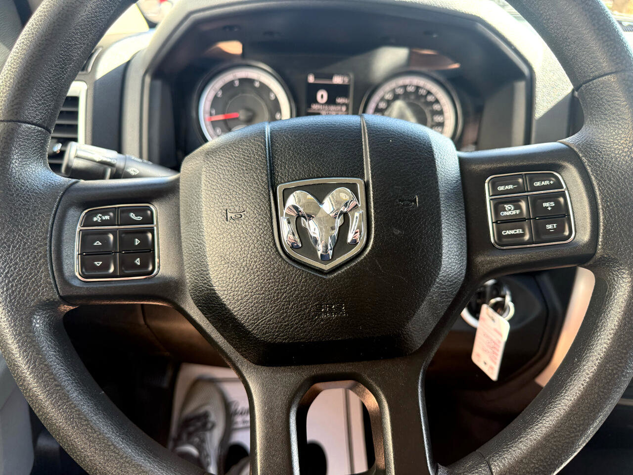 Used 2019 RAM 1500 Classic SLT image 19
