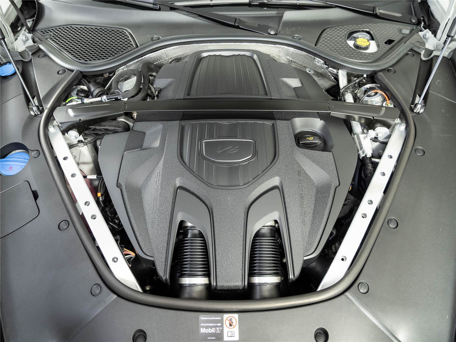 New 2026 Porsche Panamera image 35