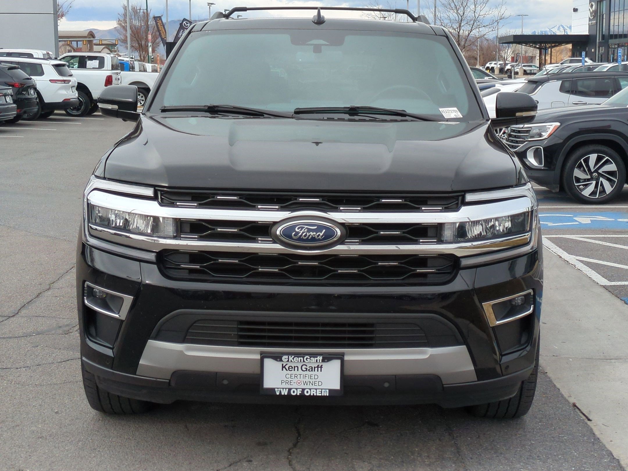 Used 2024 Ford Expedition Max Limited image 12