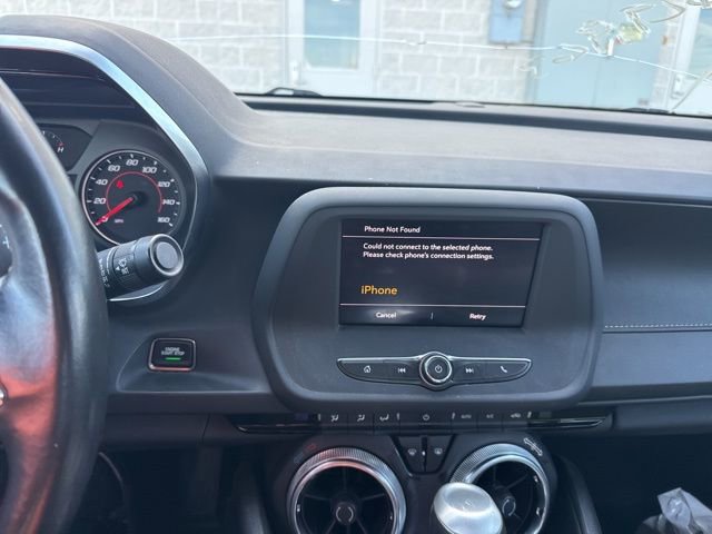 Used 2023 Chevrolet Camaro LT RWD image 9