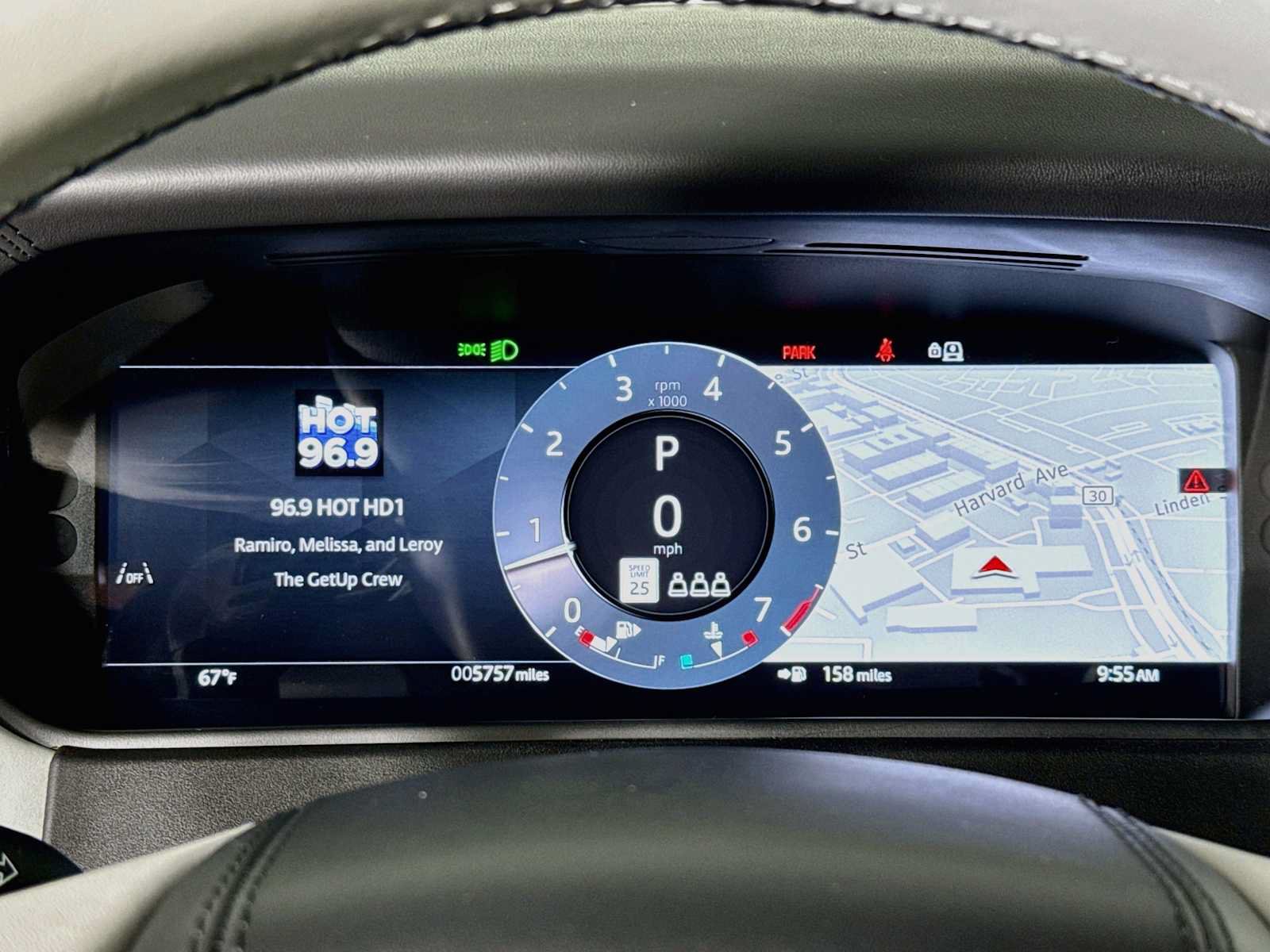 Used 2026 Land Rover Range Rover Velar Dynamic SE AWD/4WD image 12