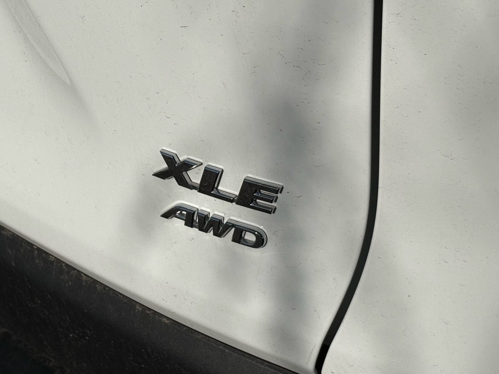 Used 2025 Toyota RAV4 XLE AWD/4WD image 11