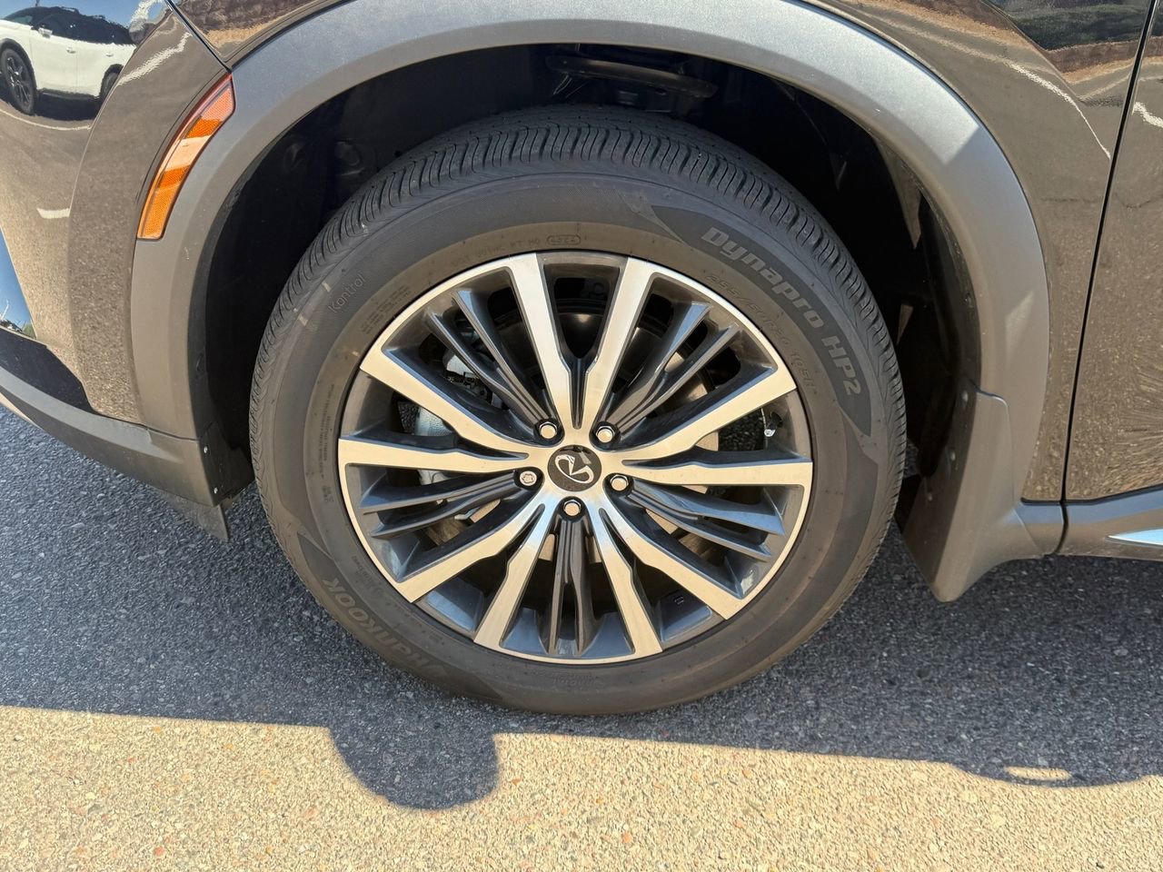 New 2025 INFINITI QX60 Sensory w/ Vision Package image 10