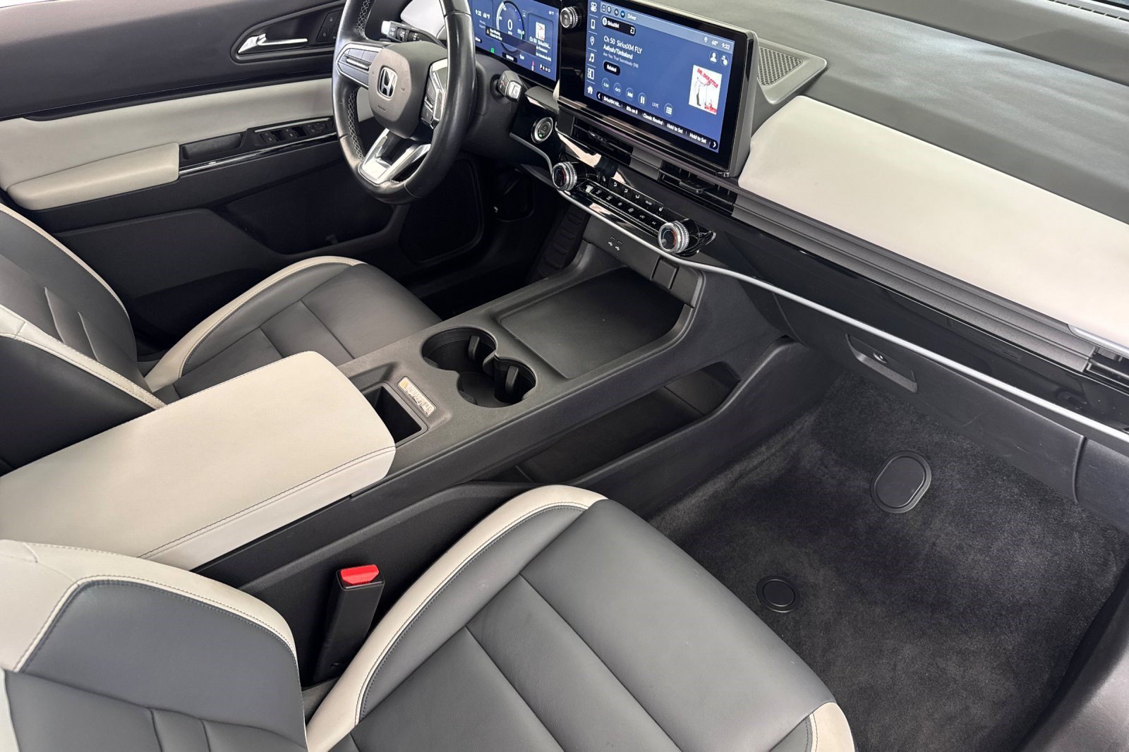 Certified 2024 Honda Prologue Touring image 34