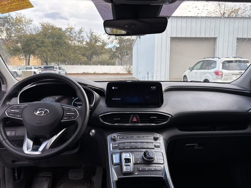 Used 2022 Hyundai Santa Fe Limited image 9