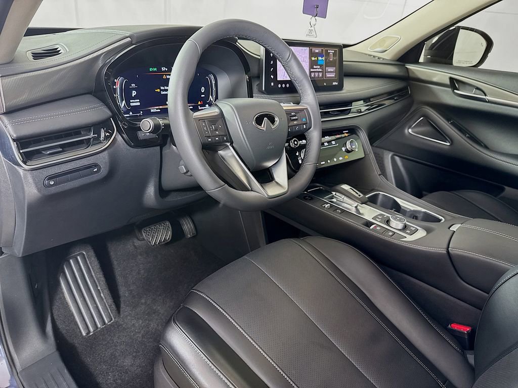 Used 2026 INFINITI QX60 Luxe w/ Cargo Package image 9