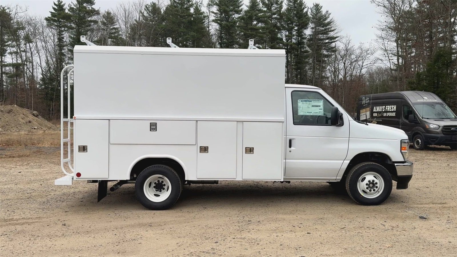 New 2025 Ford E-350 and Econoline 350 Super Duty w/ Power Equipment Group image 9