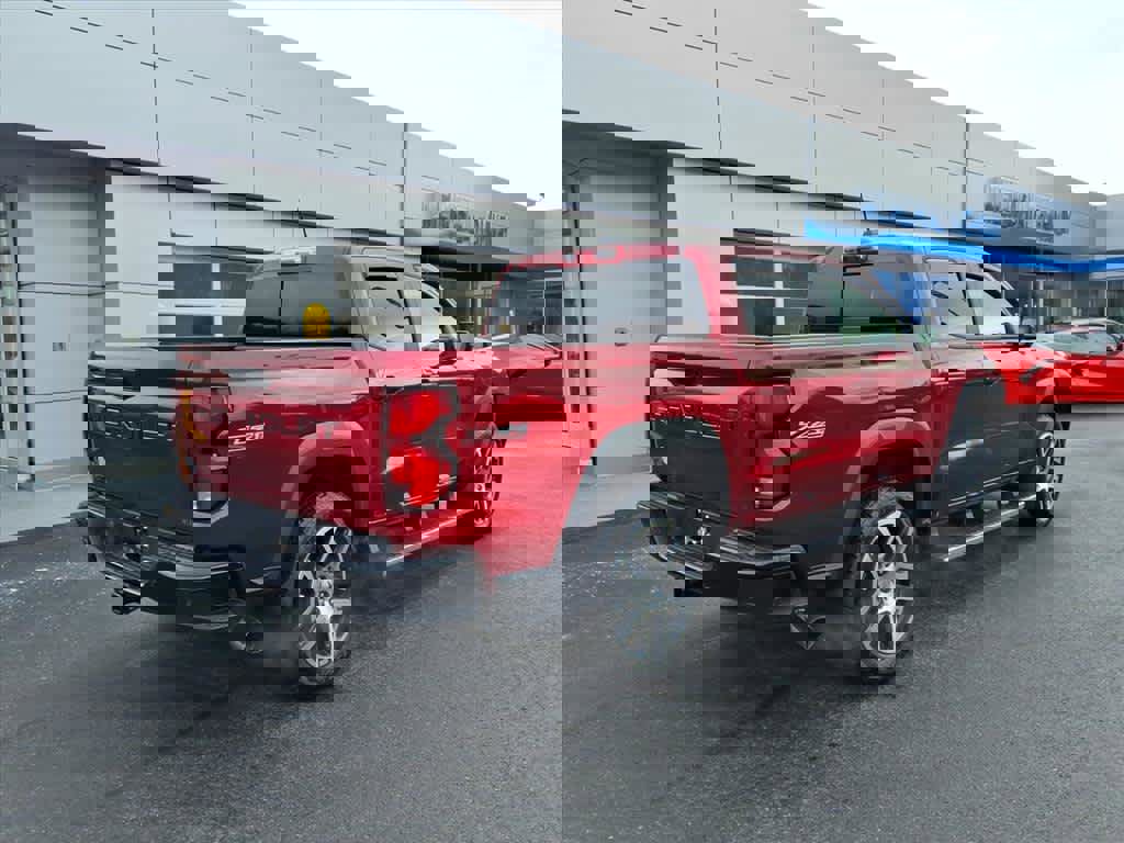 Certified 2024 Chevrolet Colorado Z71 w/ Z71 Convenience Package 2 image 6