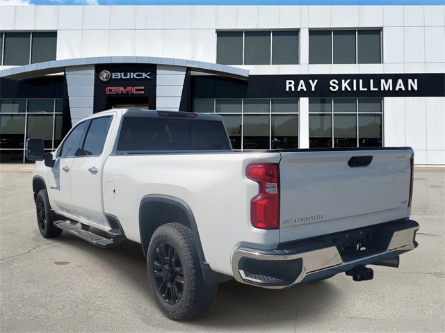 Used 2021 Chevrolet Silverado 3500 LTZ w/ LTZ Convenience Package image 3