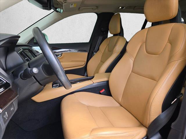 Used 2016 Volvo XC90 T6 Momentum w/ Momentum Plus Package AWD/4WD image 11