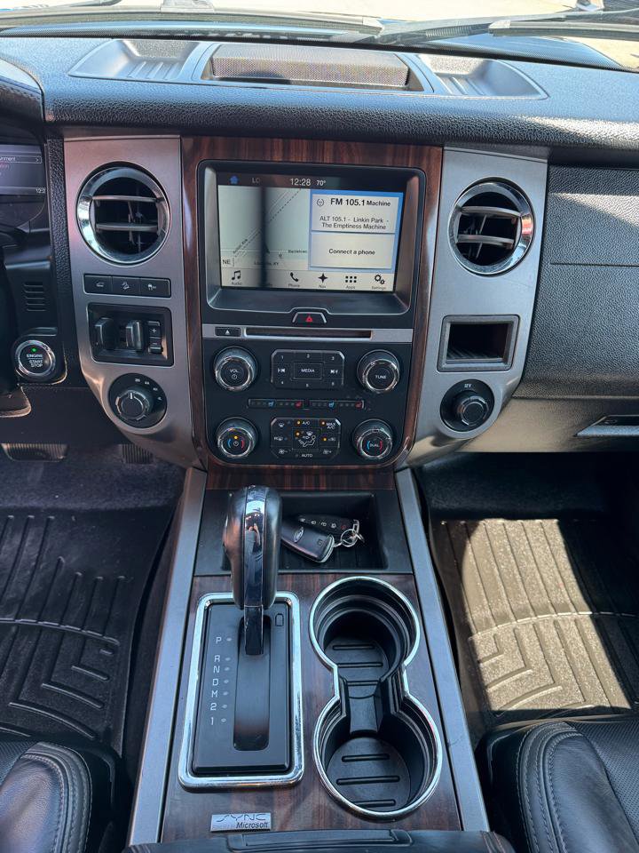 Used 2016 Ford Expedition Platinum image 37