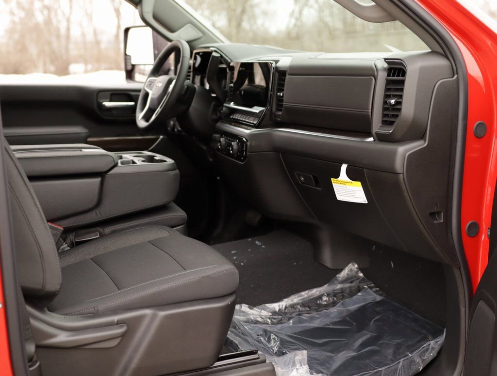 New 2026 Chevrolet Silverado 3500 LT AWD/4WD image 28