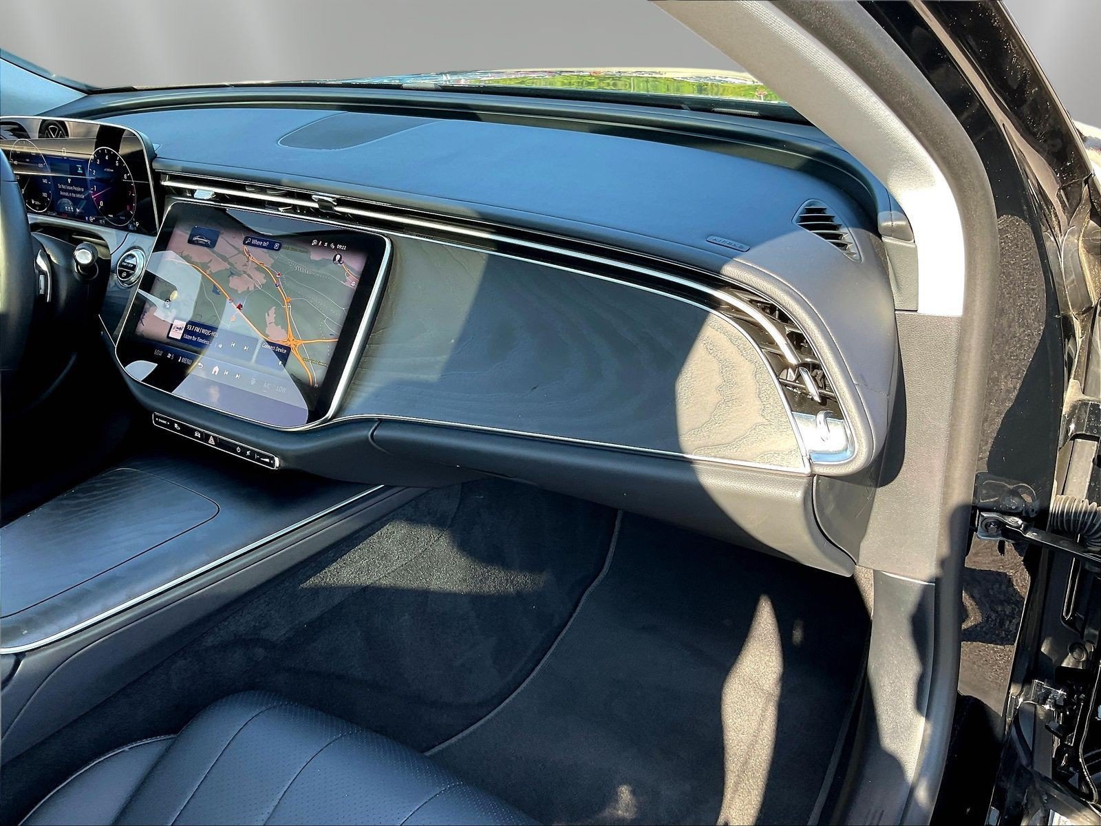 Certified 2024 Mercedes-Benz E 350 4MATIC Sedan image 27