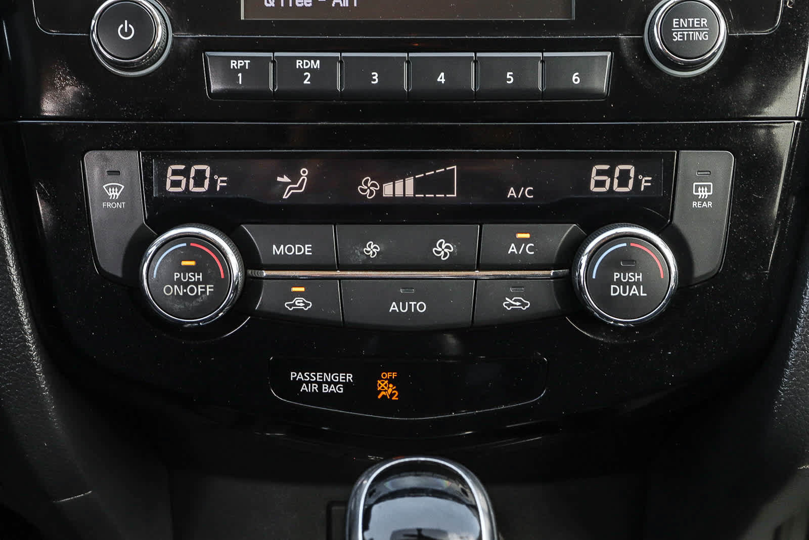 Used 2017 Nissan Rogue SV FWD image 20