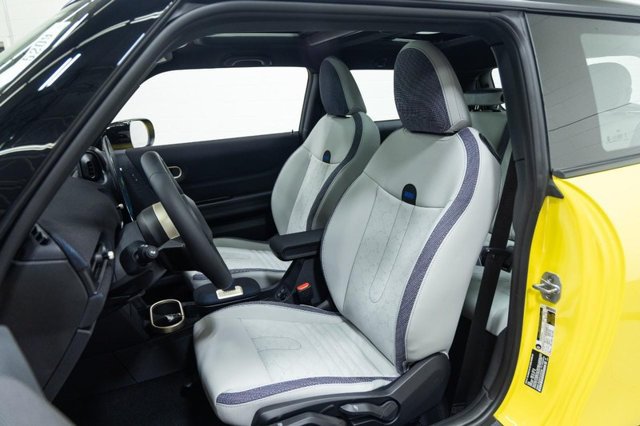New 2027 MINI Cooper 2-Door Hardtop FWD image 19