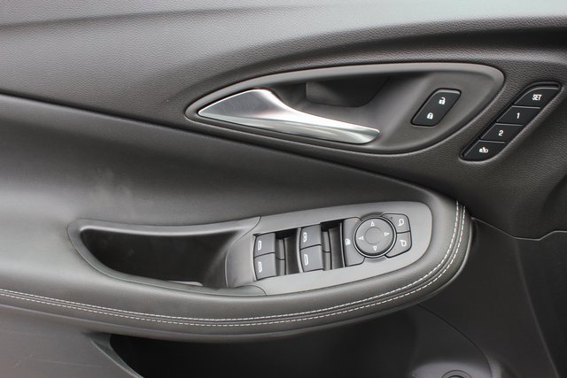 New 2026 Buick Encore GX Avenir w/ Avenir Technology Package image 18