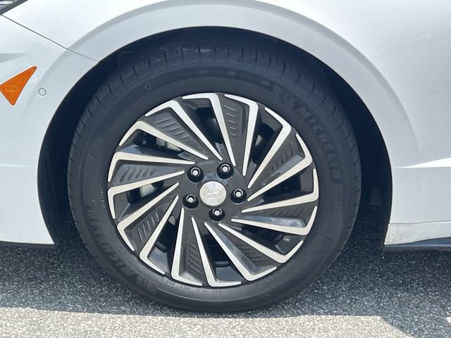 Used 2023 Hyundai Sonata Limited w/ Cargo Package FWD image 43