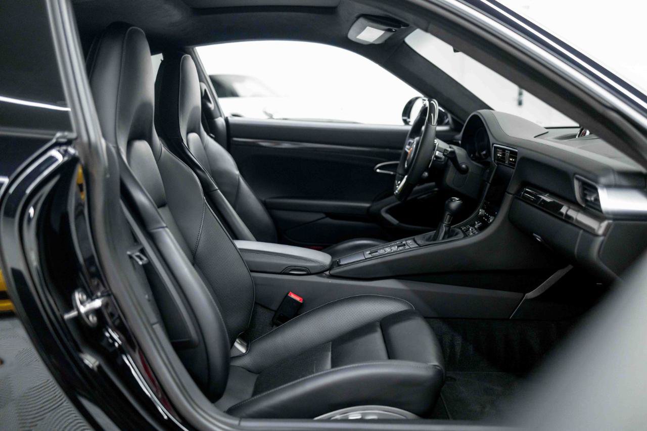 Used 2019 Porsche 911 Turbo S AWD/4WD image 54