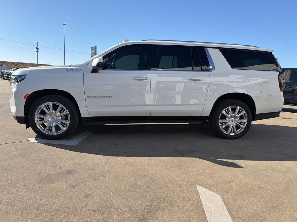 Used 2021 Chevrolet Suburban High Country image 5