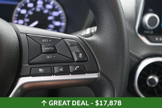Used 2024 Nissan Sentra SV FWD image 32