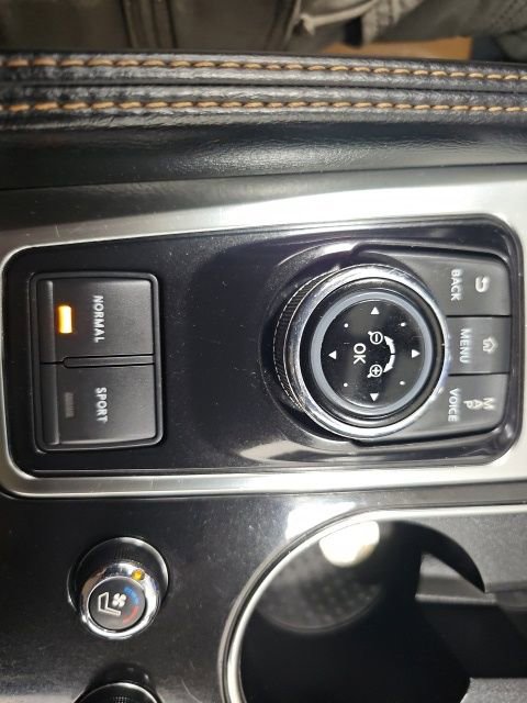 Used 2016 Nissan Maxima SR image 23