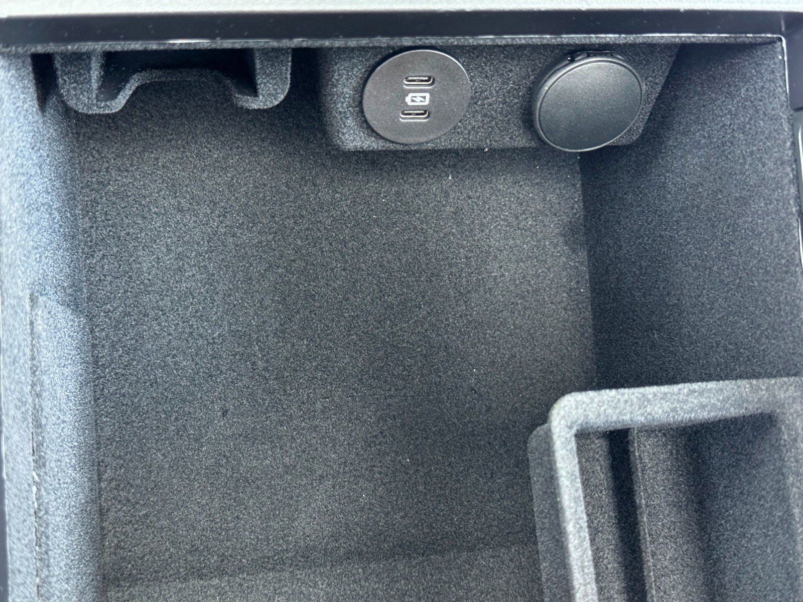 Used 2026 Lincoln Aviator AWD image 33