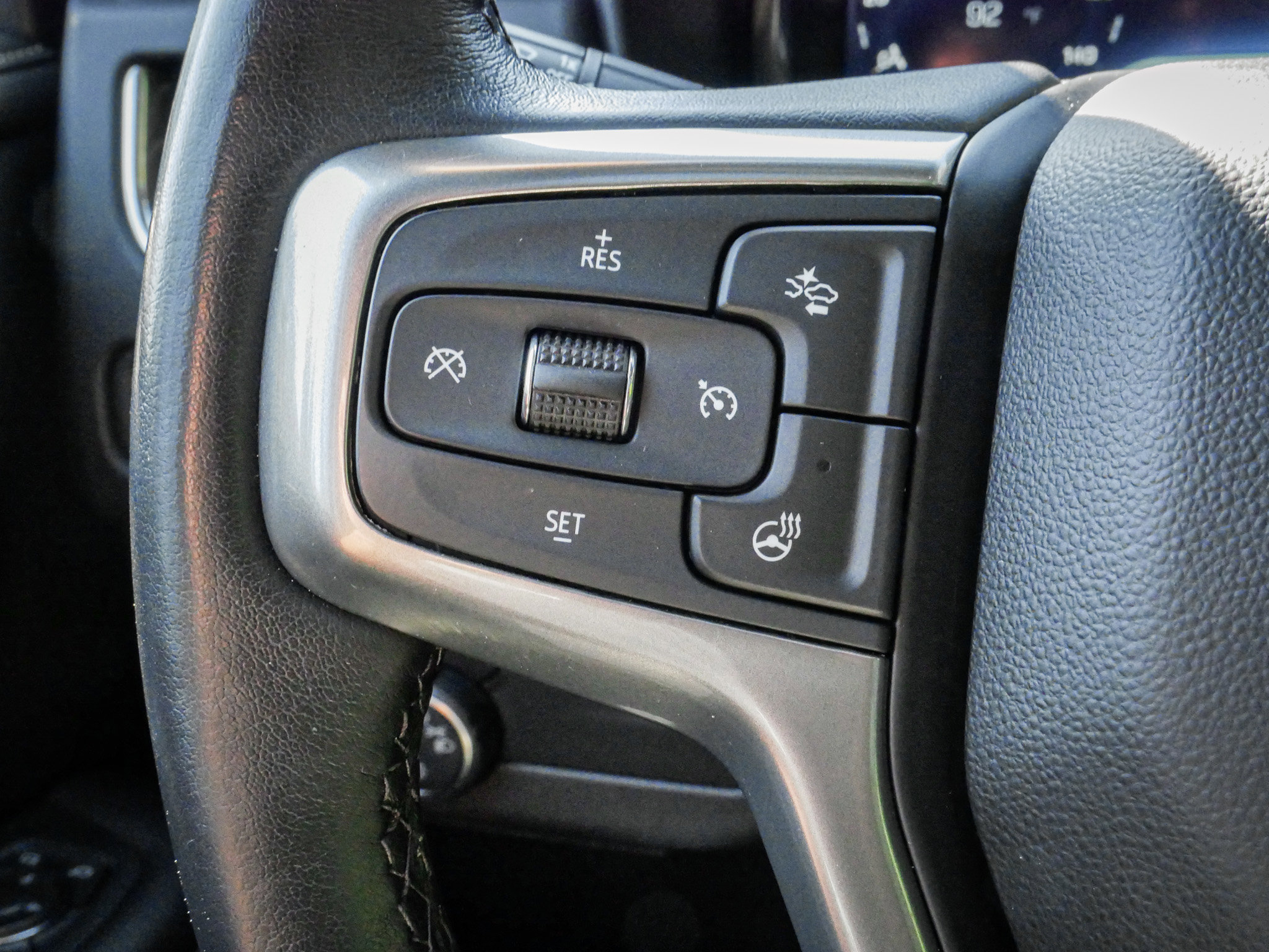 Used 2023 Chevrolet Tahoe Premier AWD/4WD image 19