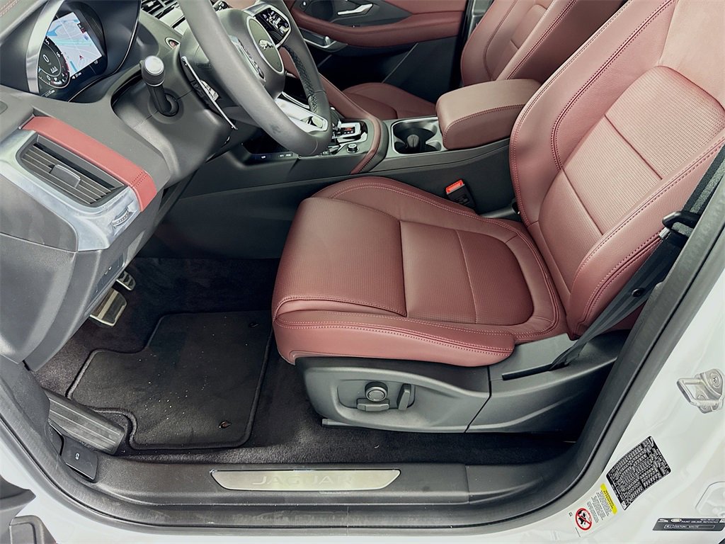 New 2024 Jaguar E-PACE R-Dynamic SE image 20