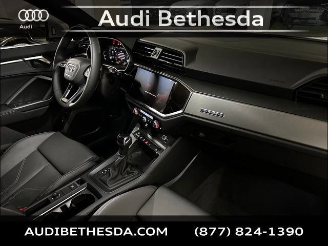 New 2025 Audi Q3 2.0T Premium image 10