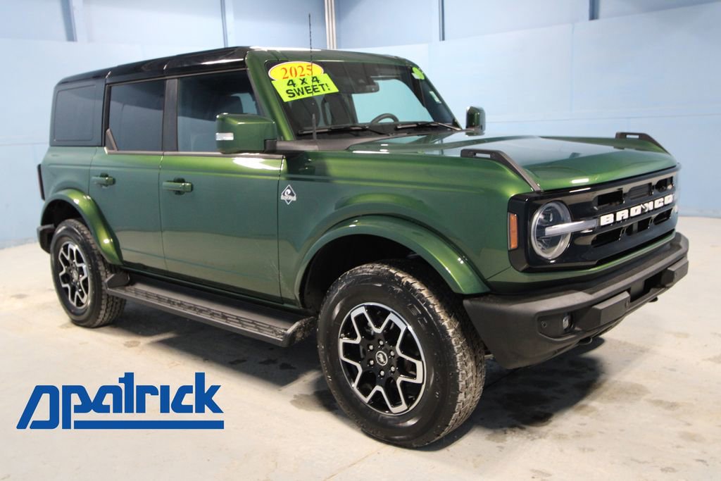 Used 2025 Ford Bronco Outer Banks image 1