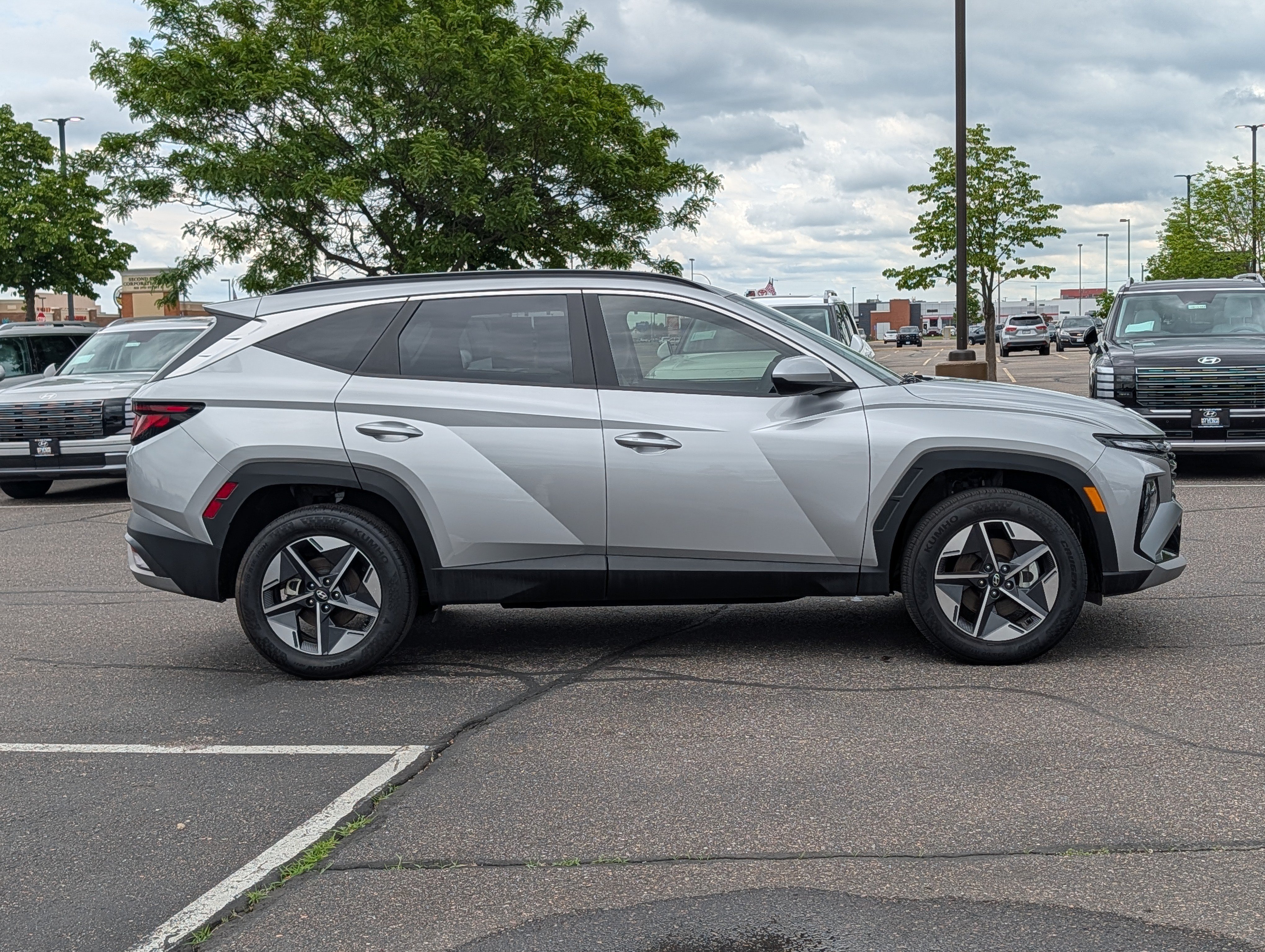 Used 2025 Hyundai Tucson SEL AWD/4WD image 6