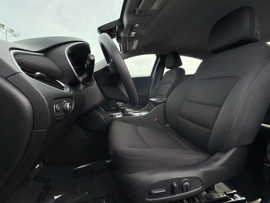 Used 2024 Chevrolet Malibu LT image 14