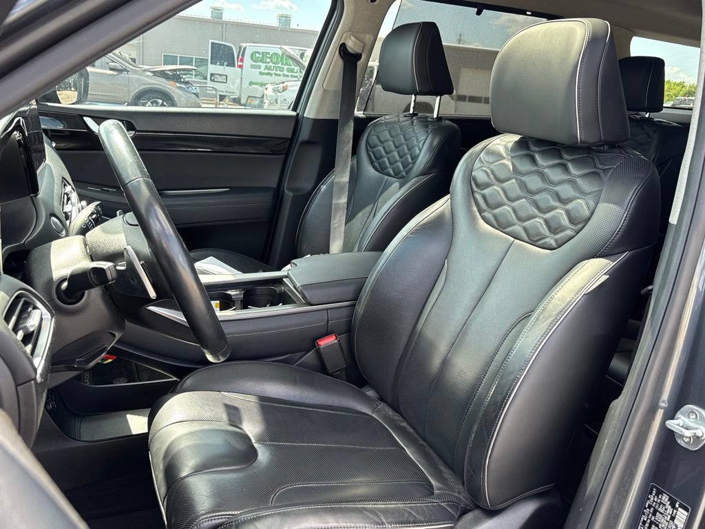 Used 2021 Hyundai Palisade Limited FWD image 7