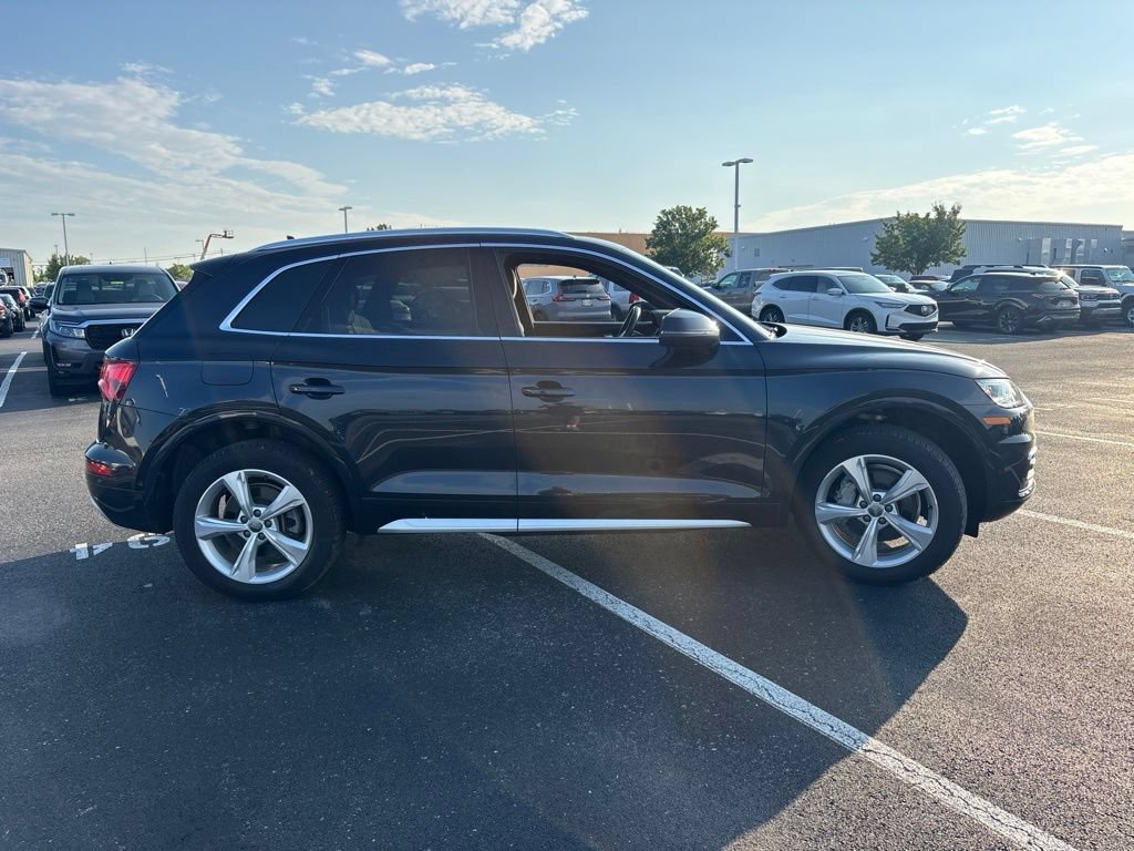 Used 2020 Audi Q5 Prestige w/ Prestige Package AWD/4WD image 13