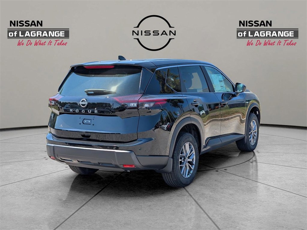 New 2026 Nissan Rogue S image 5