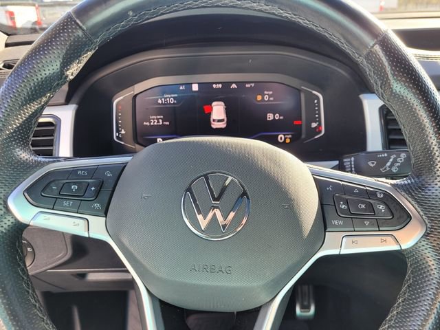 Used 2022 Volkswagen Atlas Cross Sport SEL R-Line AWD/4WD image 22