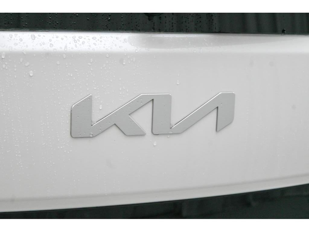 Used 2025 Kia Soul LX image 44