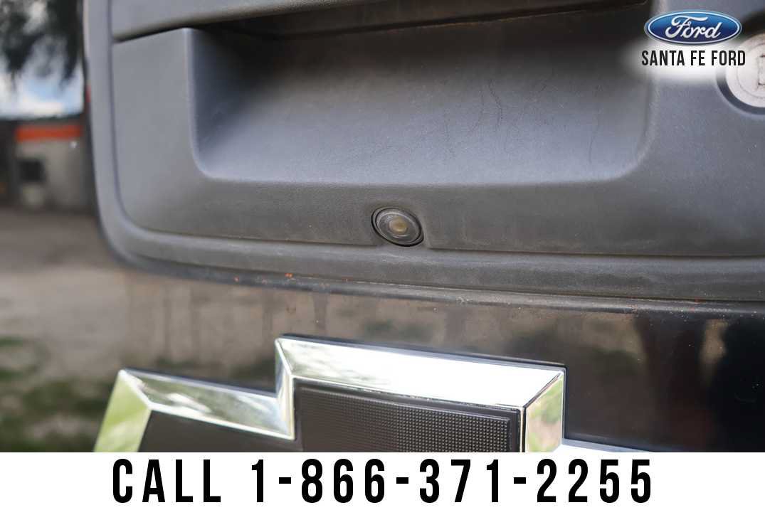 Used 2016 Chevrolet Silverado 1500 W/T w/ Black Out Edition RWD image 7