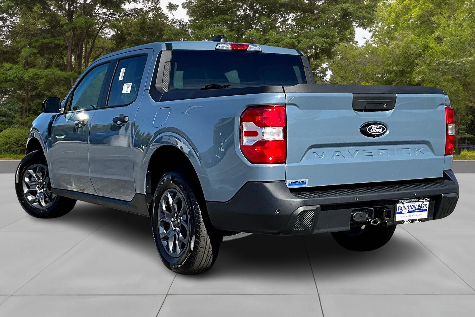 New 2025 Ford Maverick XLT w/ XLT Luxury Package image 3