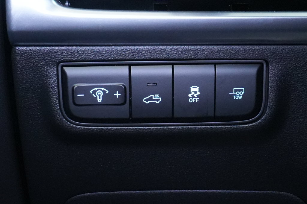 Certified 2026 Hyundai Santa Cruz Limited AWD/4WD image 47